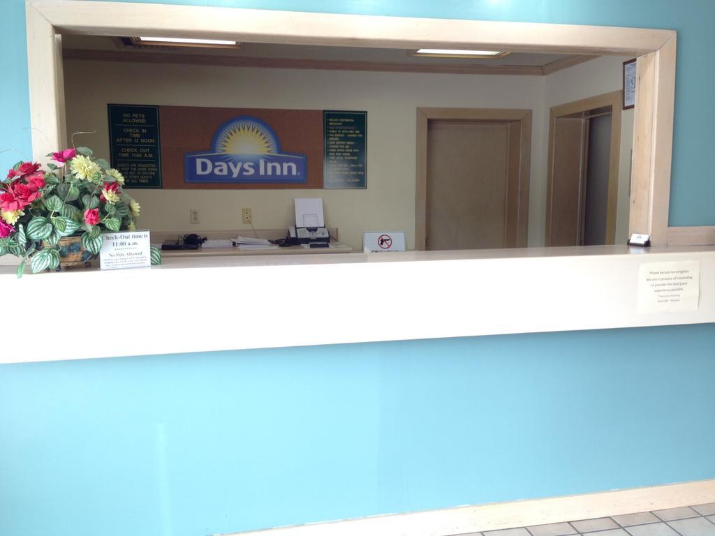 Days Inn By Wyndham Florence Downtown Εξωτερικό φωτογραφία